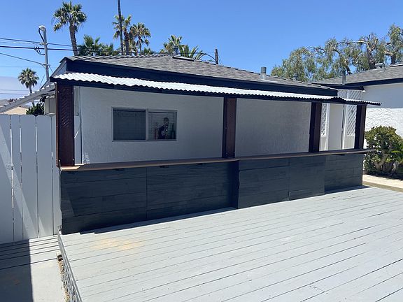 4th image of 1105 Tourmaline St