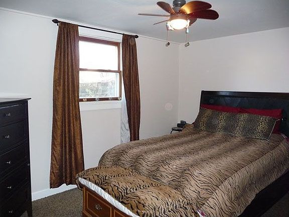 5th image of 2502 Applewood Ave