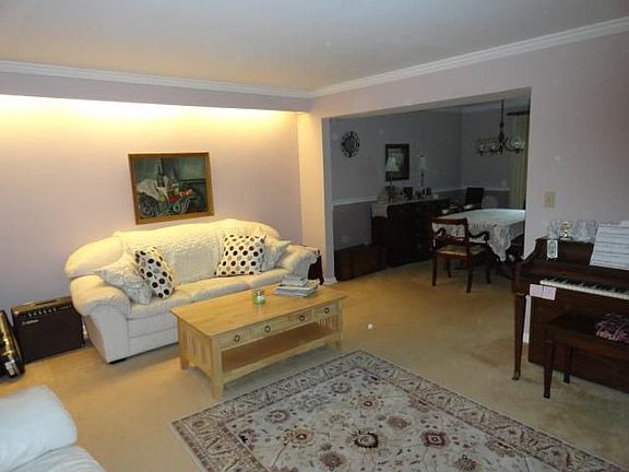 3rd image of 211 S Village Dr