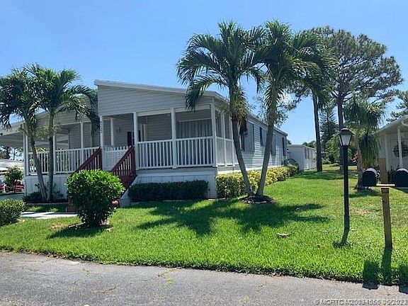 3rd image of 6232 Guava Ln