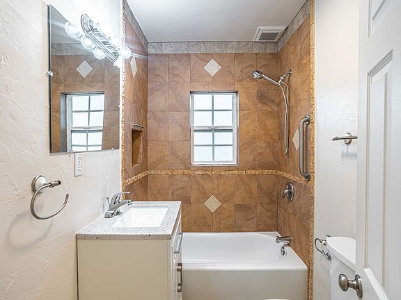 5th image of 4747-4753 & 4759 4836th St