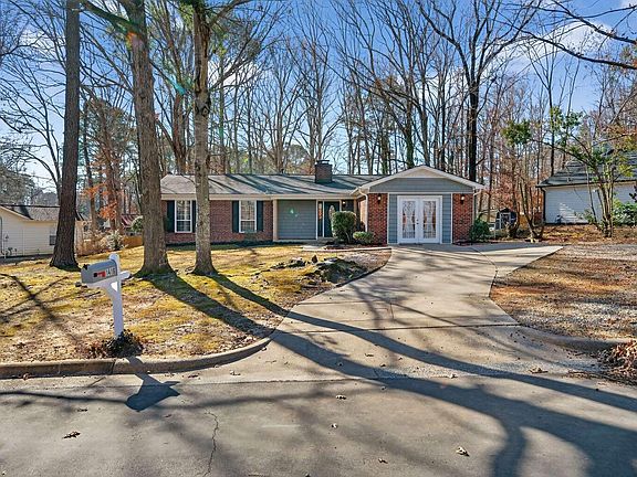 3rd image of 1416 Old Buckhorn Rd