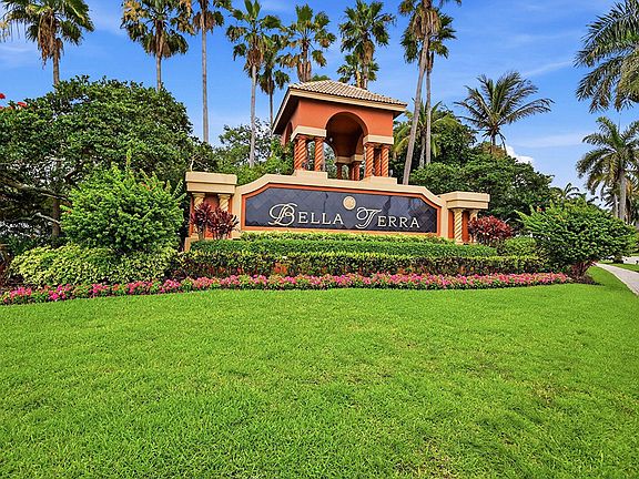 4th image of 310 Venice Boulevard