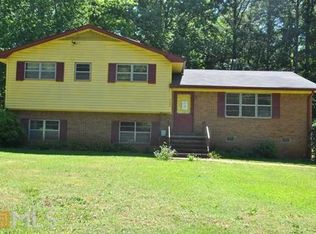 6060 Winview Dr, Forest Park, GA