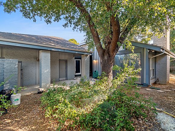 4th image of 3724 Millswood Dr
