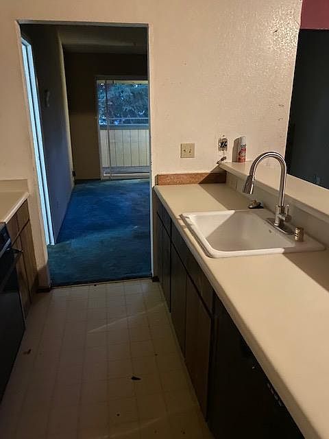 2nd image of 201 Del Verde Cir APT 6