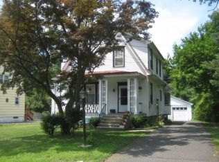 10 Steinway Ave, Ewing, NJ 08618