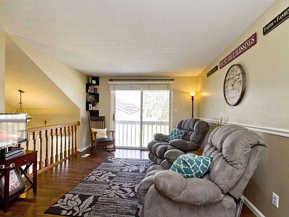 3rd image of 2539 Sawmill Forest Ave