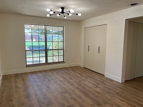 4th image of 522 Oak Hill Dr