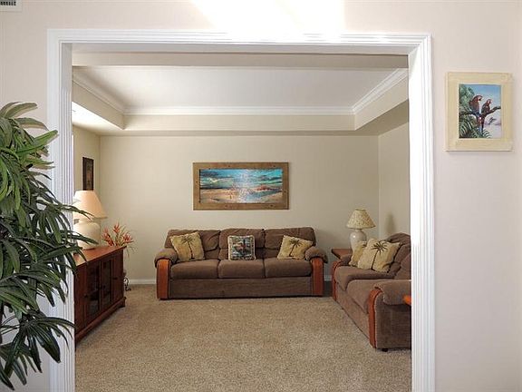 4th image of 1061 Moylan Ln