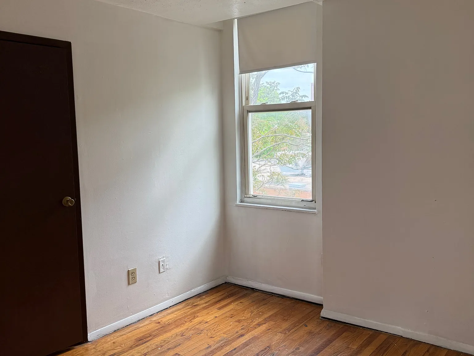 2 bed, 950 sqft, $950 — Photo 4