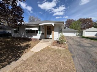 8201 Bloomington Ave S, Bloomington, MN 55425