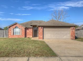 10826 N 98th East Ave, Owasso, OK 74055
