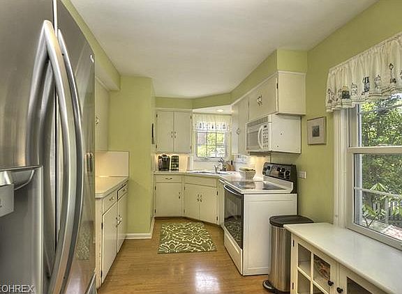 5th image of 21398 Endsley Ave