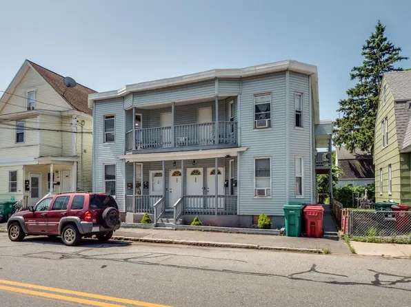 838 Lakeview Ave, Lowell, MA 01850