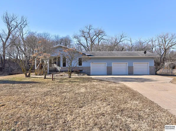 6610 S 245th St, Elkhorn, NE 68022