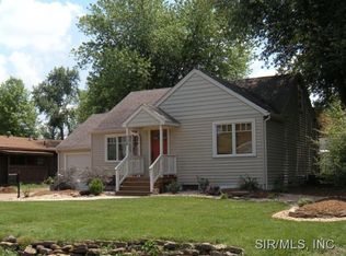 208 3rd Ave, Edwardsville, IL 62025