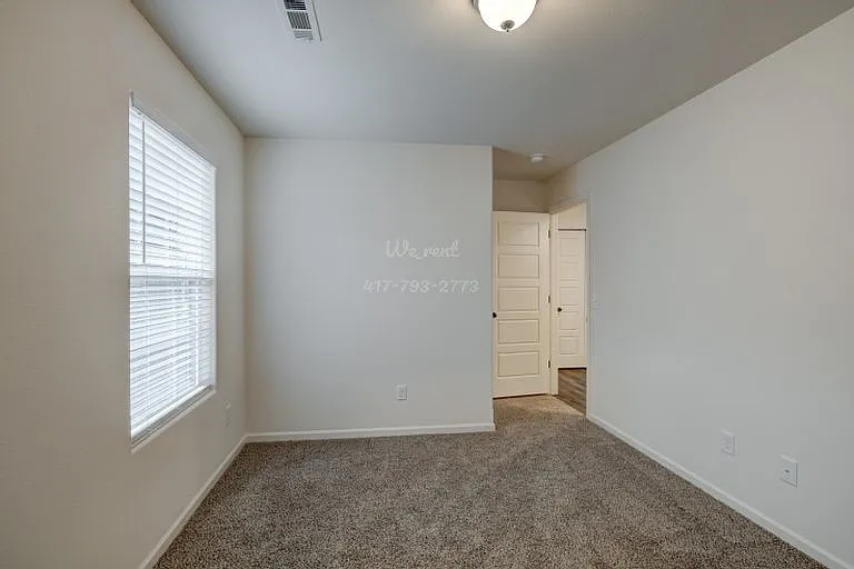 1832 S Minnesota Ave — Photo 21