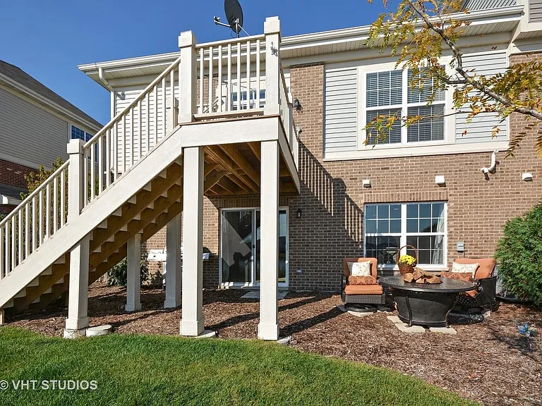 2946 Henley Ln — Photo 25