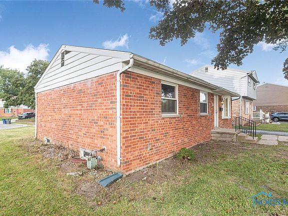 5th image of 4314 Dahlia Dr