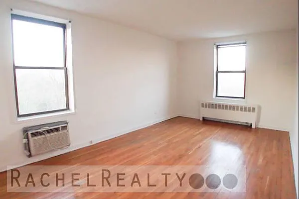 Rented by Rachel Realty | media 8