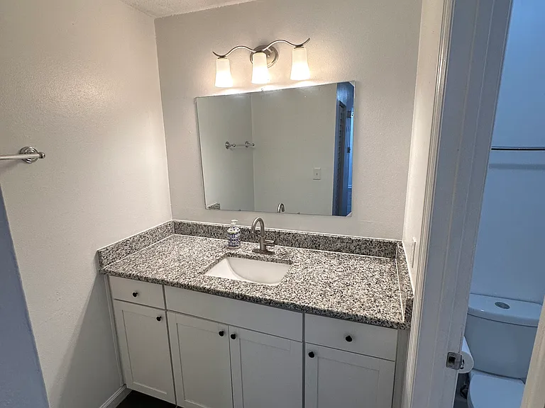 2811 SW Archer Rd #Z246 — Photo 5