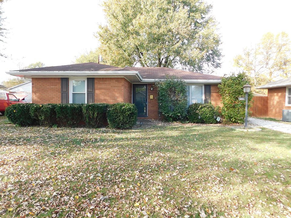 1st image of 1755 S Fairlawn Ave