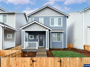1392 Owl Ave, Woodburn, OR 97071