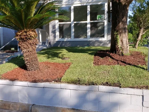 27 Stirling St, Savannah, GA 31401