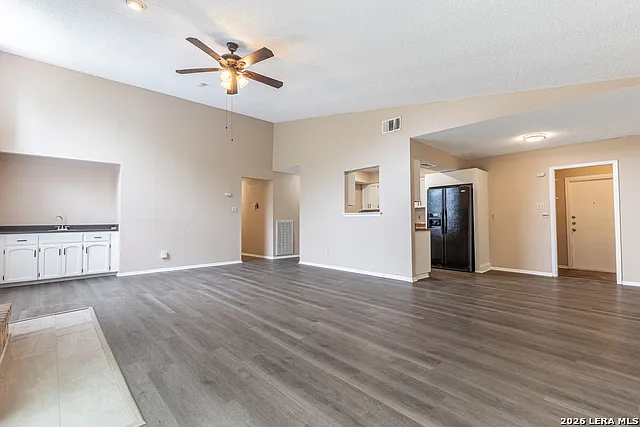 5814 Pineway St — Photo 5