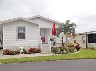 872 Sun Disk Pl, Boynton Beach, FL 33436