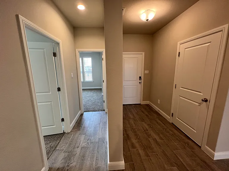 15508 Balham Pass — Photo 4