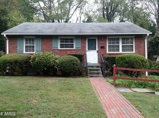 3910 Larchwood Rd, Falls Church, VA 22041
