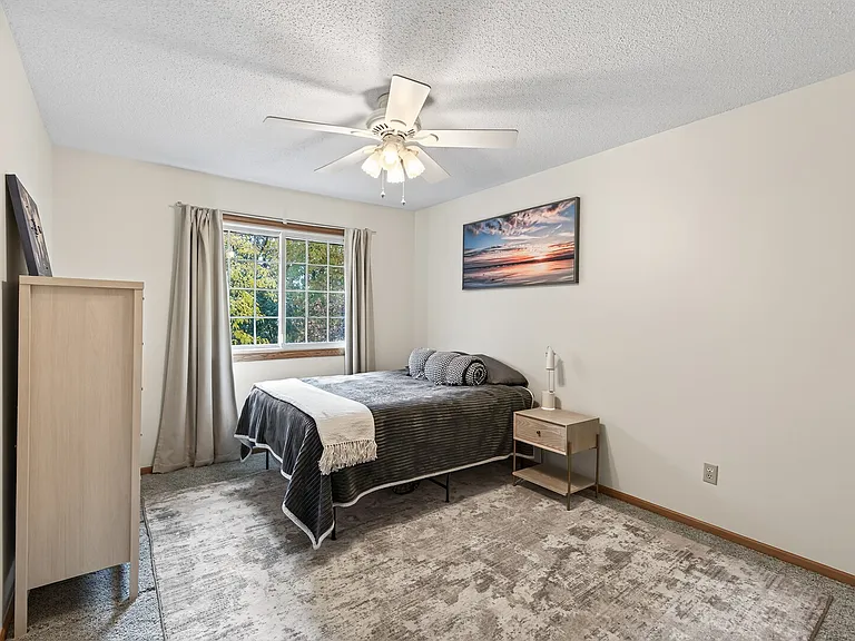 2597 Bedford Ct — Photo 20