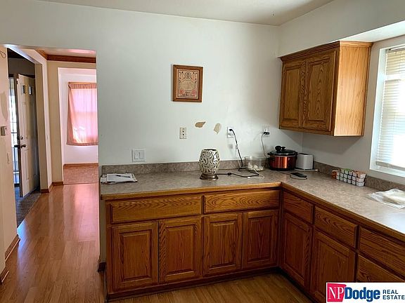 4th image of 4910 N 38th St