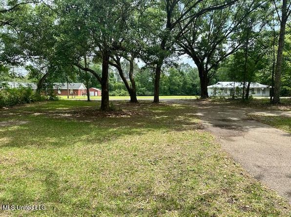23467 Indian Ridge Rd, Picayune, MS 39466