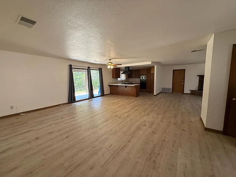 17343 Buckthorn Ave — Photo 40
