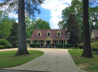 704 N Madison St, Tupelo, MS 38804