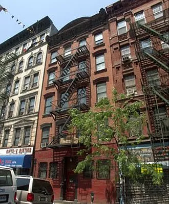 Rented by Gopal Realty Corp. | media 32