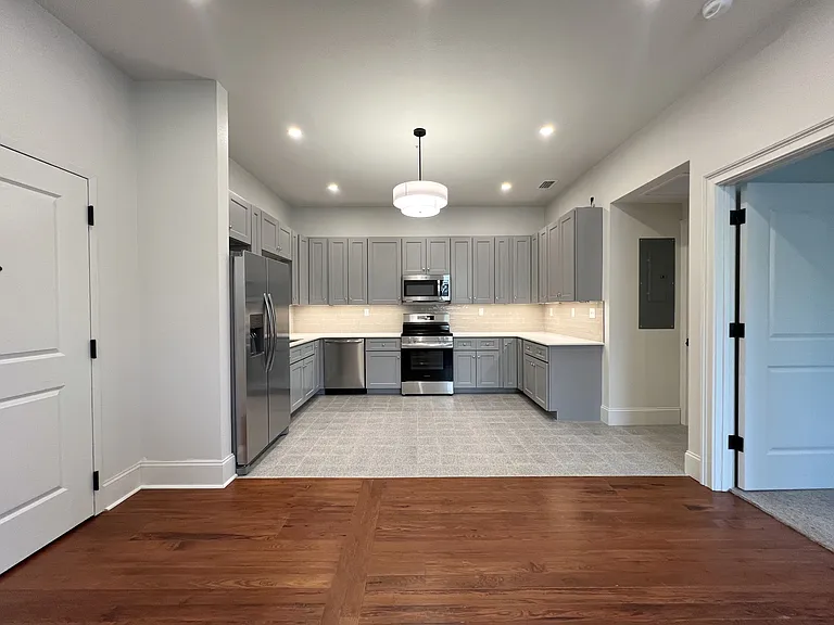244 E Park Ave #203 — Photo 9