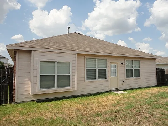 19223 Anthurium Ct — Photo 13