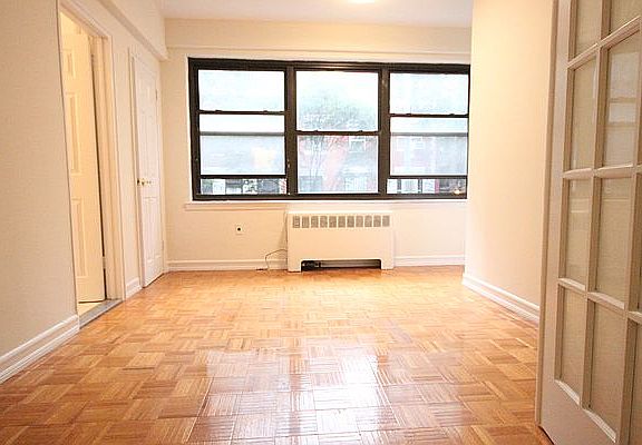 3rd image of 251 W 74th St APT 2C