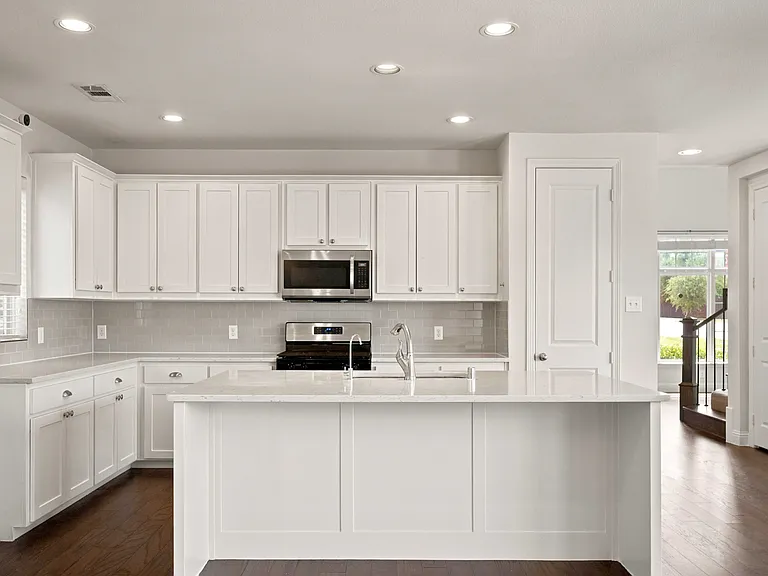 4524 Del Rey Ave — Photo 27