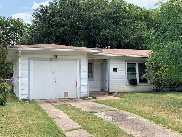 1st image of 1025 Indian Hills Dr