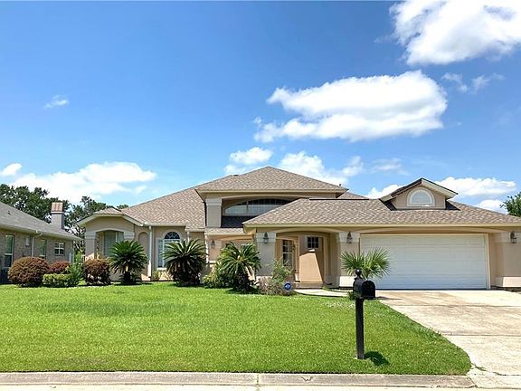 2nd image of 104 Riverlands Dr