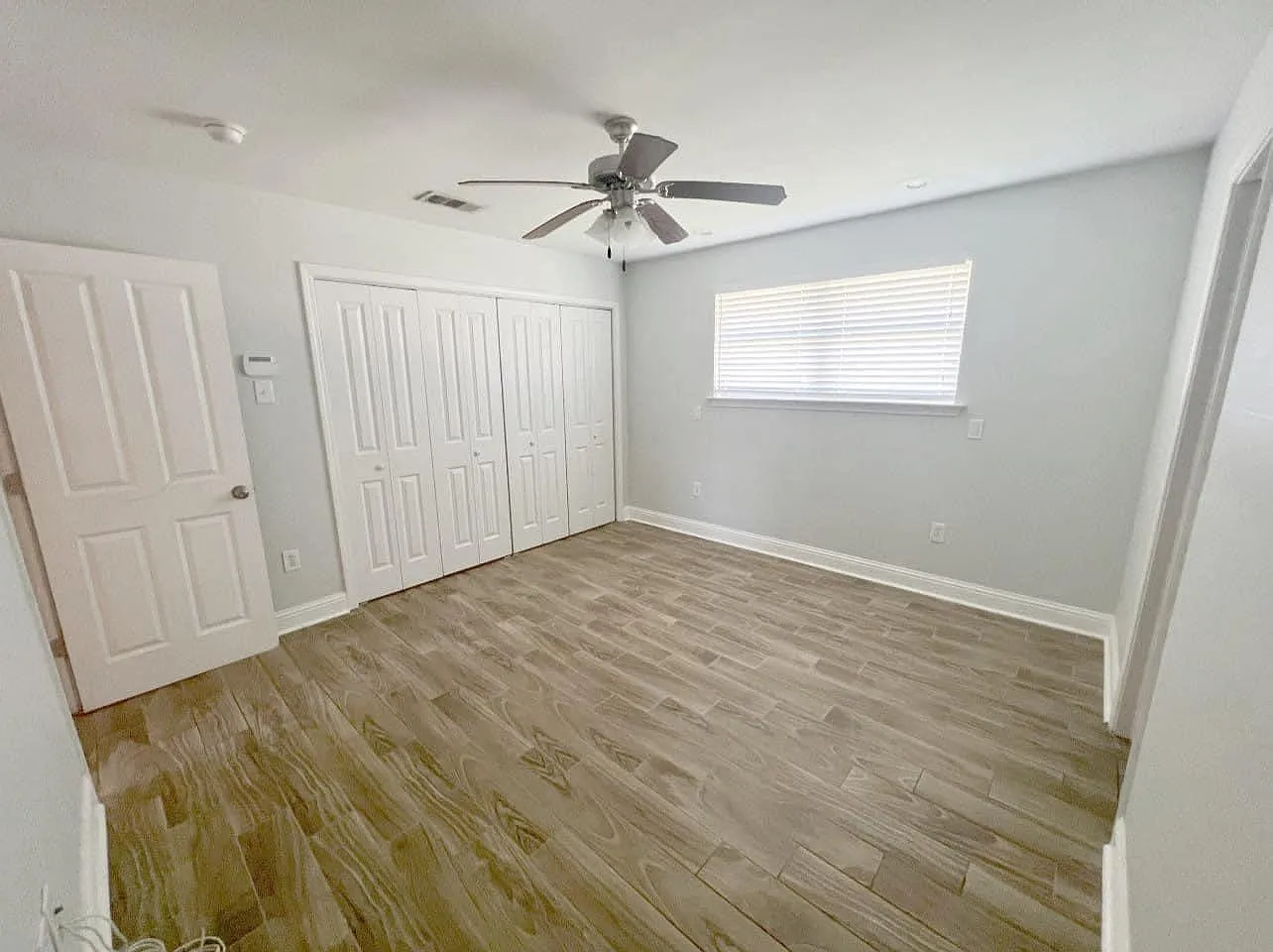 3 bed, 1300 sqft, $2,000 — Photo 2