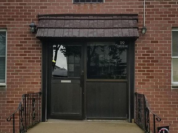 2nd image of 119 Cortelyou Ave APT B2