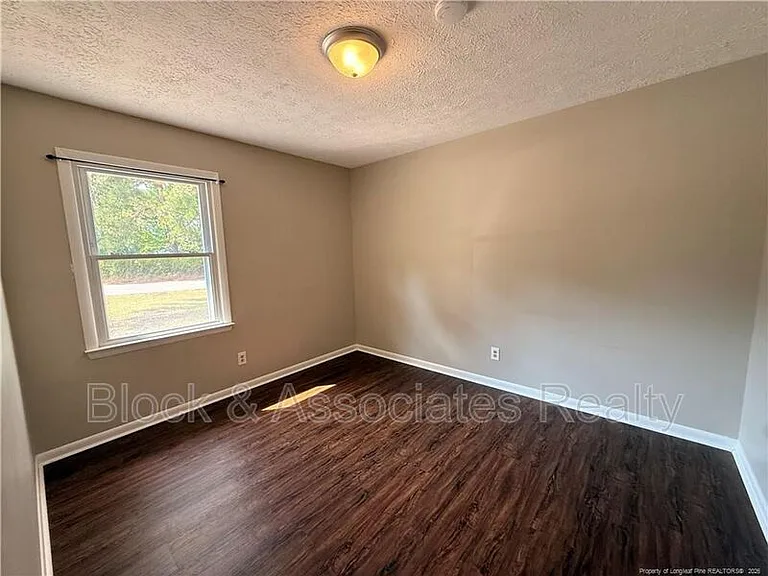 4805 Fellows Ct — Photo 15