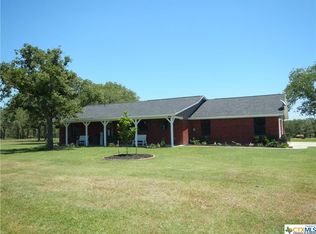 1191 McAdams Rd, Goliad, TX 77963