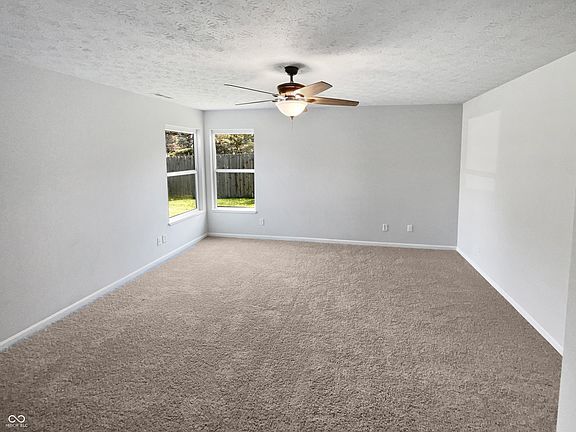 3rd image of 6880 Cherry Blossom East Dr